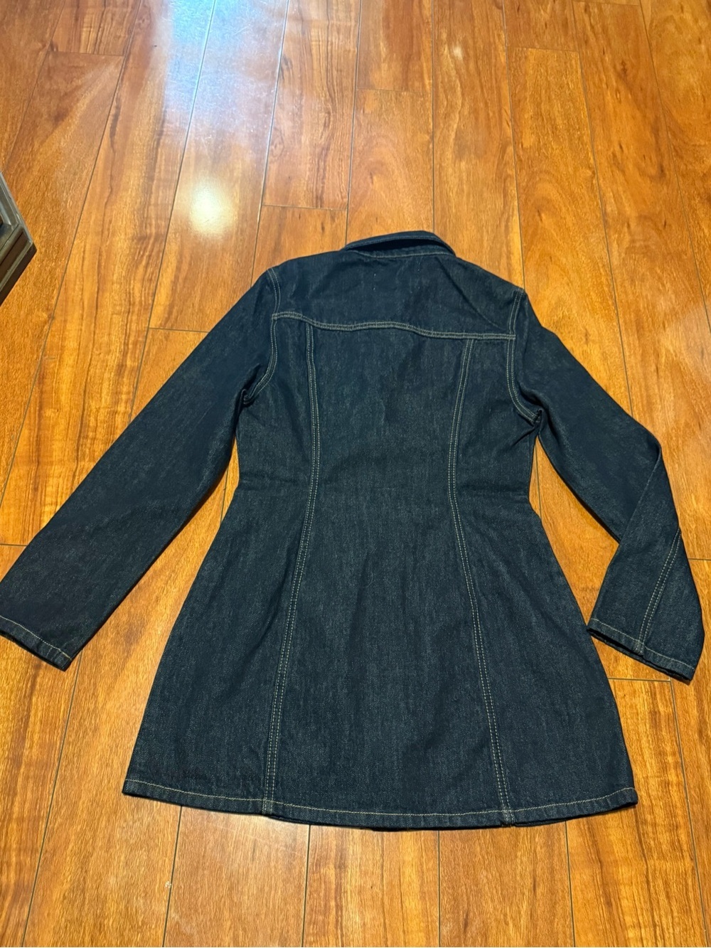 MESHKI Dark Indigo Denim women’s dress Classic Button-Front Jeans - Picture 3 of 6